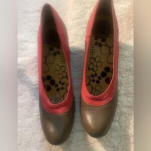 FLY London (Euro 38, US 7.5) Retro Women's Brown & Pink Cone Heel Leather Pumps